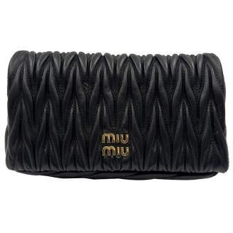 미우미우 마틀라세 체인 미니 크로스백 (5BP086)