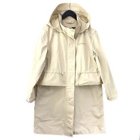 버버리 아이보리 바람막이