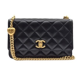 샤넬 램스킨 하트볼 WOC 크로스백